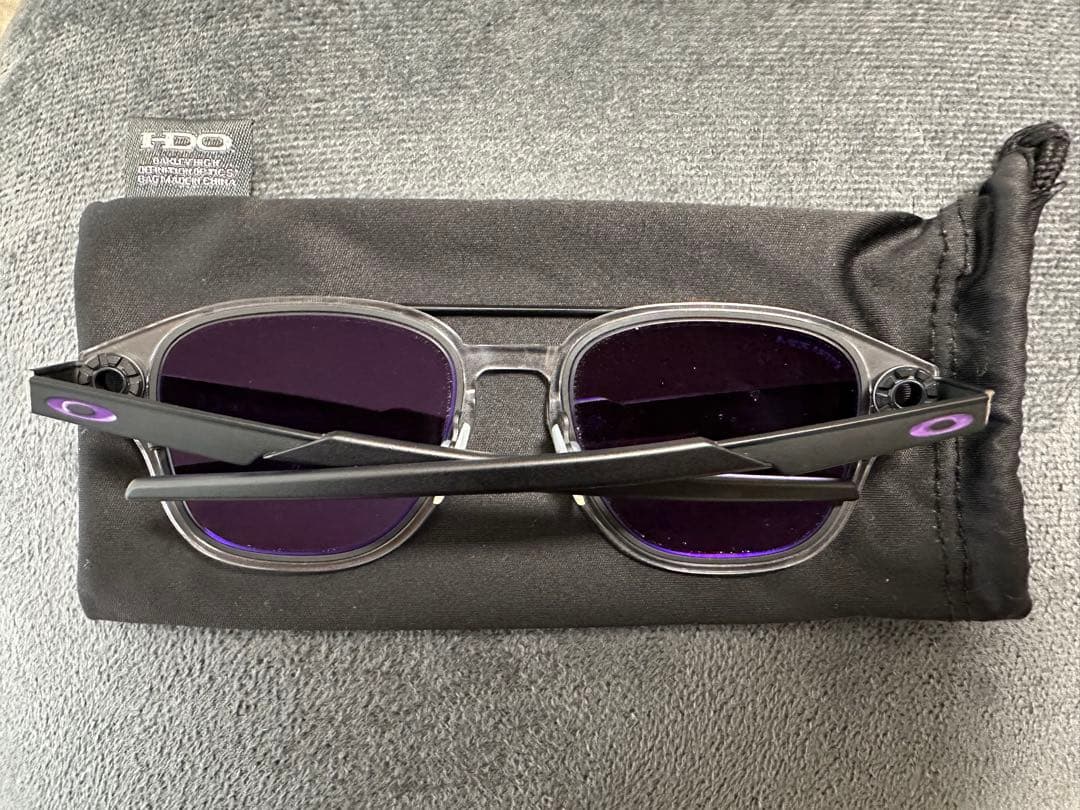 【にゃー】OAKLEY/COLDFUSE/偏光/サングラス/収納袋付き