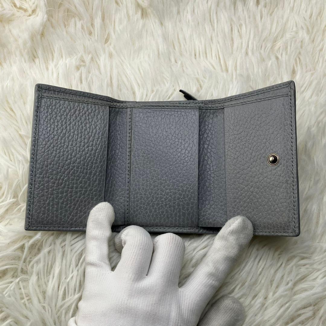 ✨極美品✨GUCCI 三つ折り　財布　プチマーモント　GGエンブレム　グレー