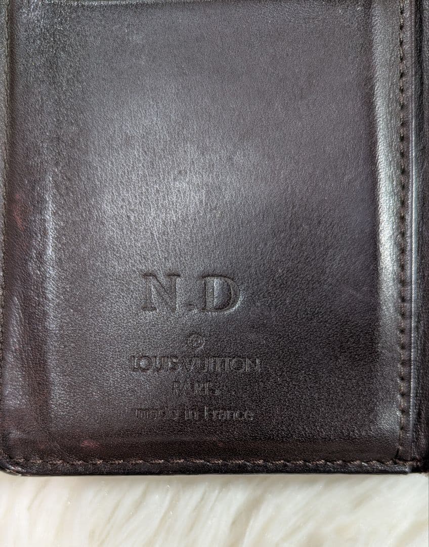 ルイヴィトン ヴェルニ がま口財布