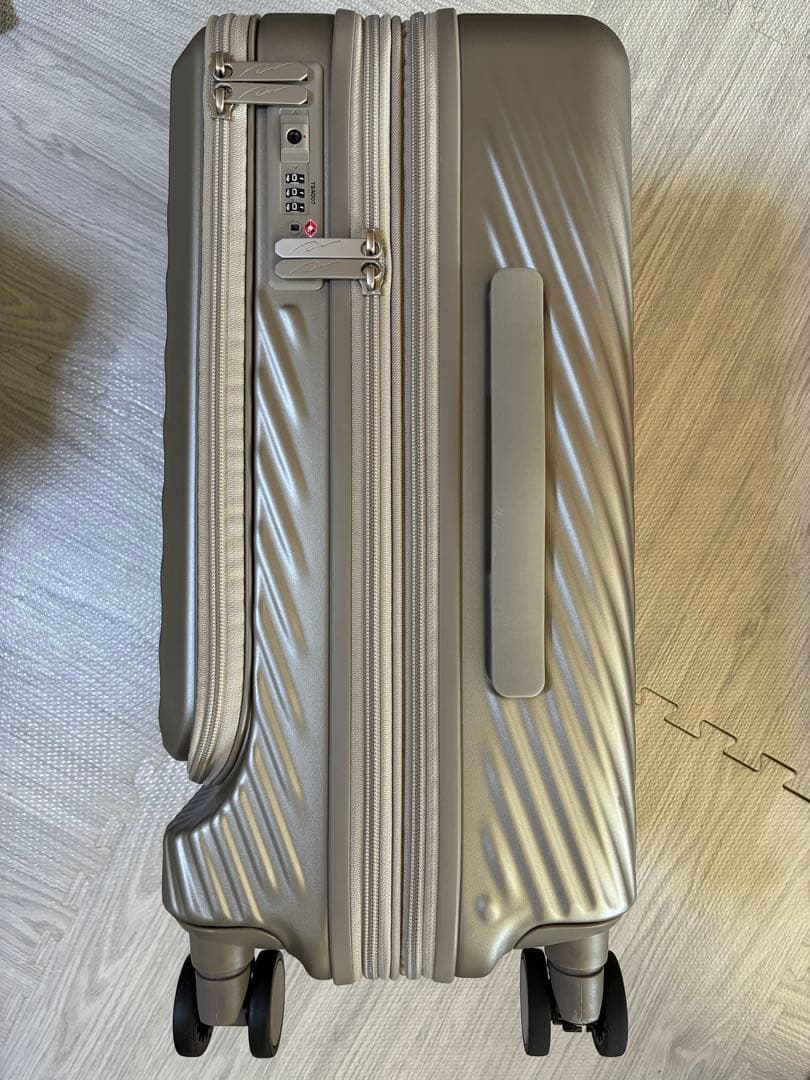 エース　ダブルアンドデイナイト スーツケース　機内持込　定価49500