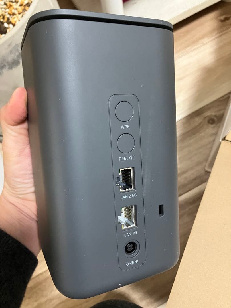 docomo  5G HR02セット