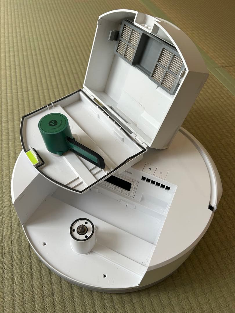 Roomba ホワイト 自動掃除機 ルンバ　205