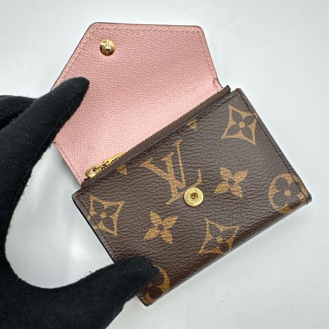 ルイヴィトン ポルトフォイユ・ゾエ モノグラム 三つ折り財布 ローズバレリーヌ