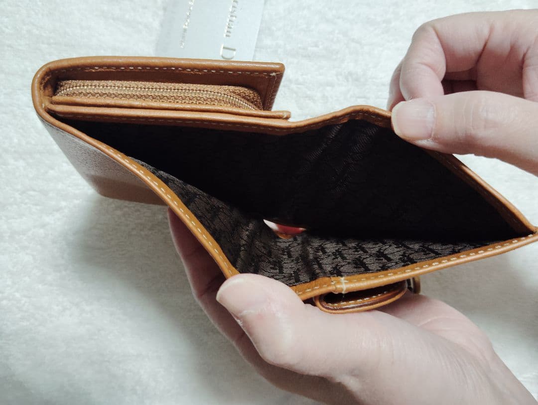 【美品】クリスチャンディオール二つ折り財布キャメルD金具