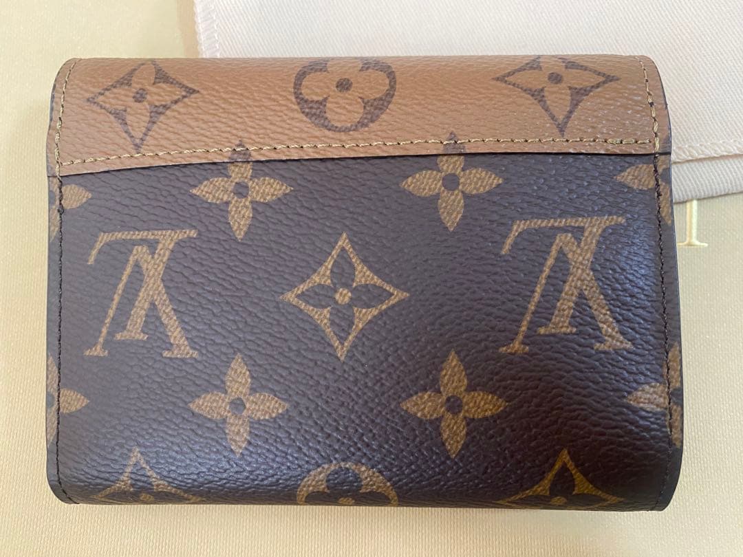 超美品　ルイヴィトン 三つ折り財布　ヴィクトリーヌ