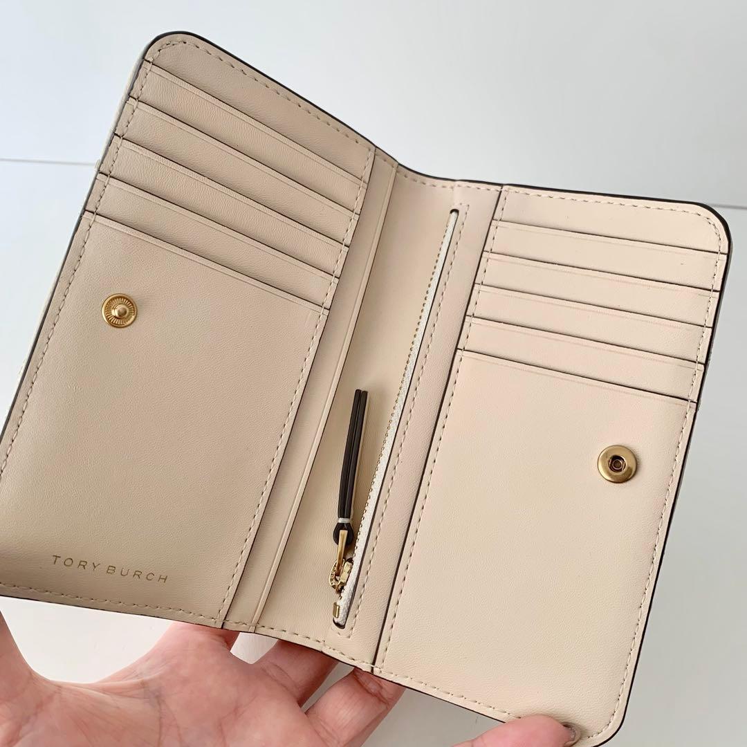 【TORY BURCH】トリーバーチ　二つ折り財布　ダイヤモンドキルト　ホワイト