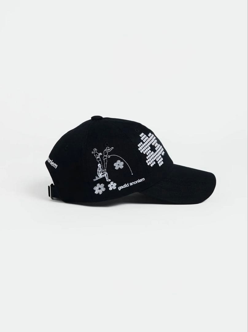 そ gadid anoniem PIXEL / BLACK キャップ