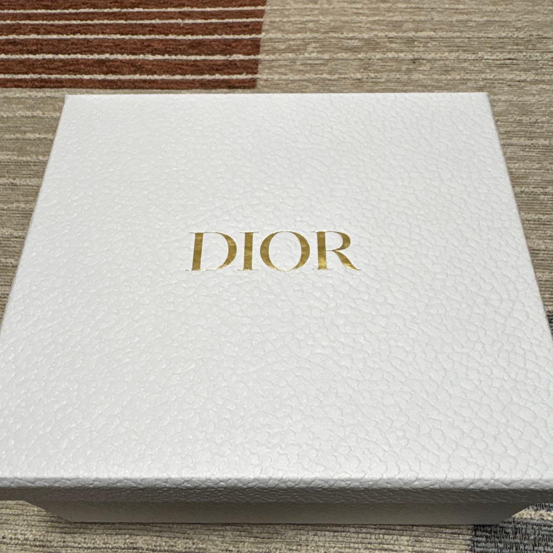 DIOR 二つ折り財布
