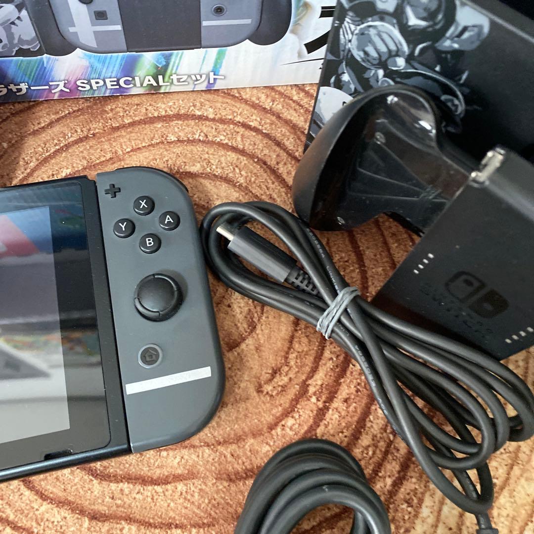 Nintendo Switch ニンテンドースイッチ本体　スマブラモデル