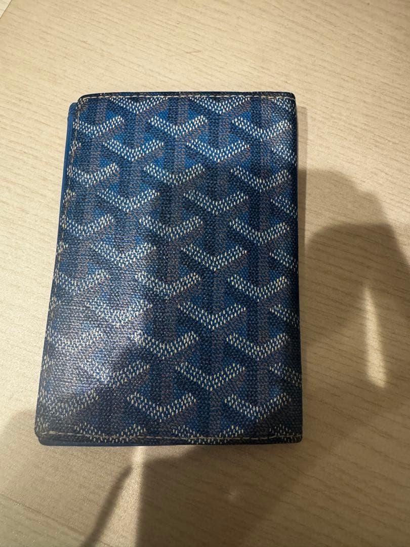 Goyard パスポートケース 青色