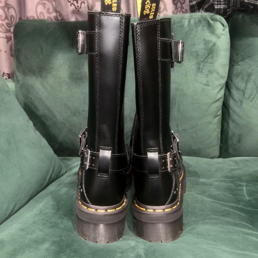 Dr.Martens 14ホールブーツ