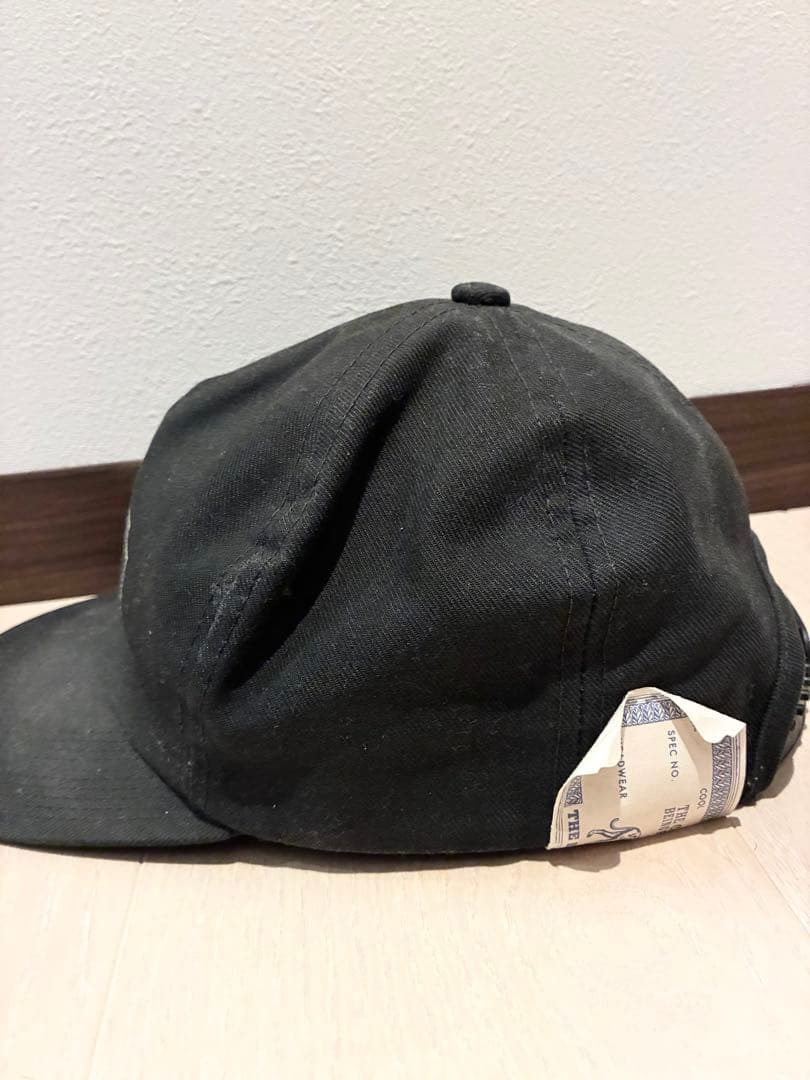 H.W.DOG & CO トラッカーキャップ