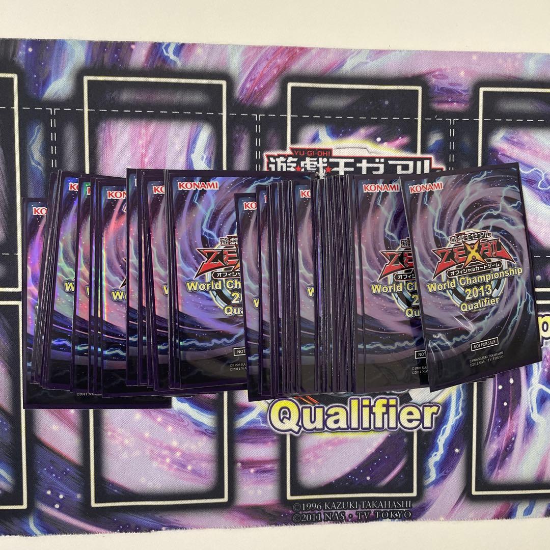 遊戯王　wcq 2013 プレイマット　スリーブ　セット