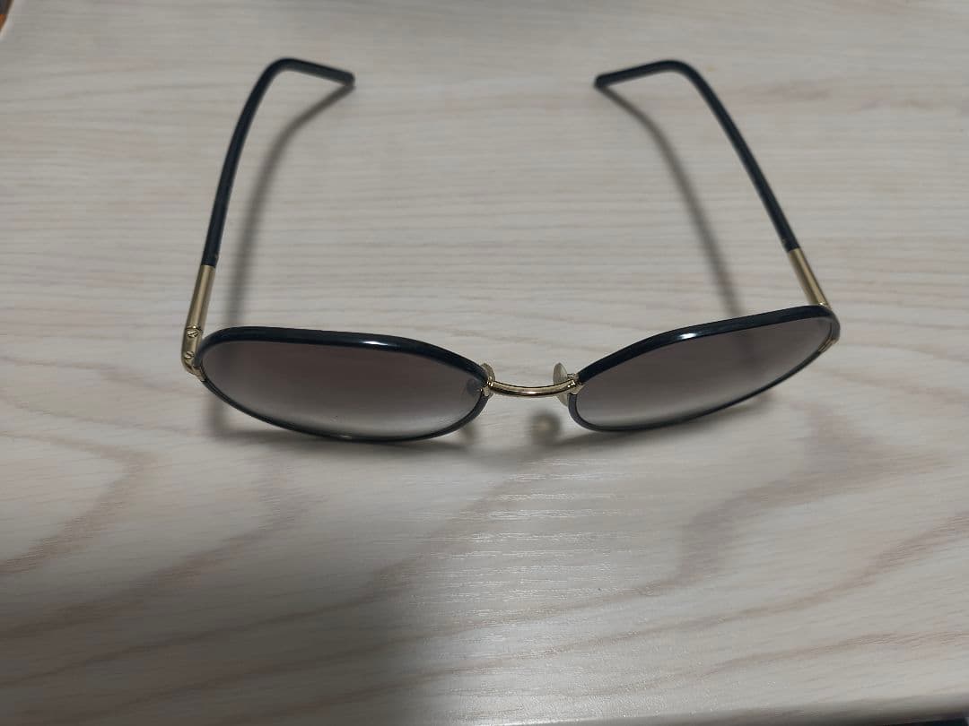 U*E様 PRADA サングラス