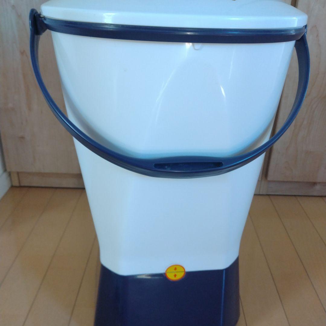 バケツ型電動洗濯機 TOM-12