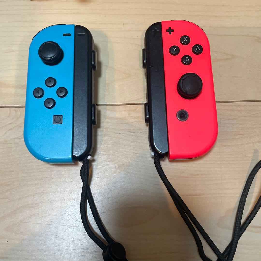 Nintendo Switch ネオンブルー/ネオンレッド 本体　収納ケース