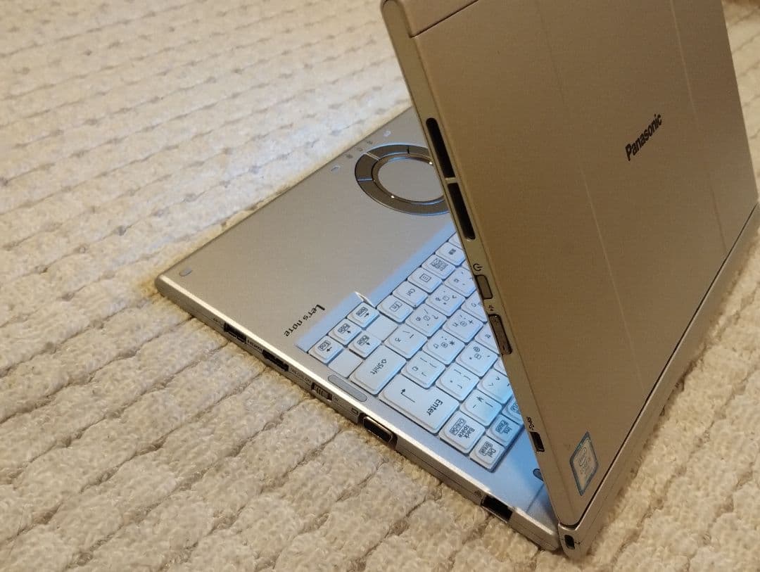 ノートPC（2in1モデル）CF-XZ6 タブレットモード可能