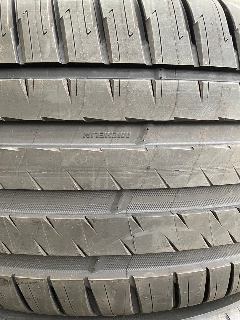 新品 MICHELIN Pilot Sport 4 SUV 275/45r20