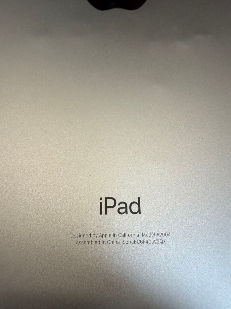 ※ジャンク品※ iPad 代9世代　本体　ロックあり。