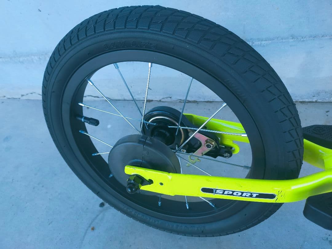 STRIDER ストライダー14X カスタム　カーボンハンドル　エンジョイ　黄色