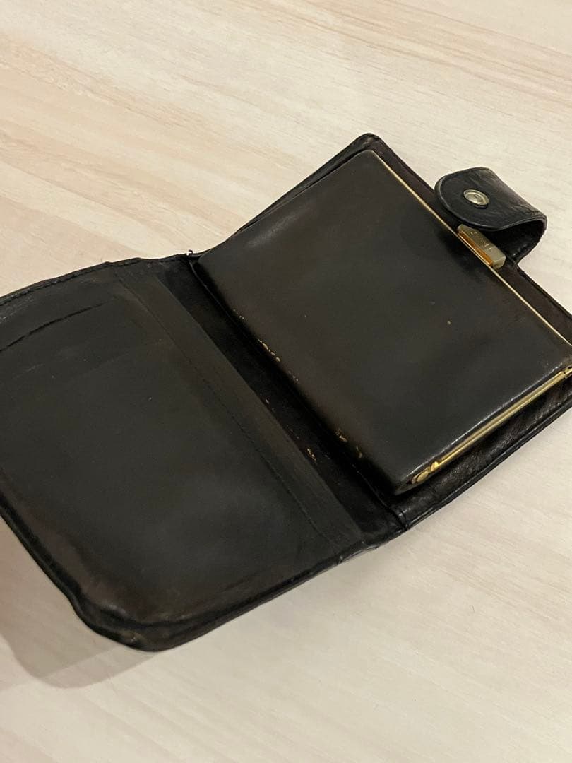 CHANEL シャネル　ココマーク　キャビアスキン　がま口　二つ折り財布　黒
