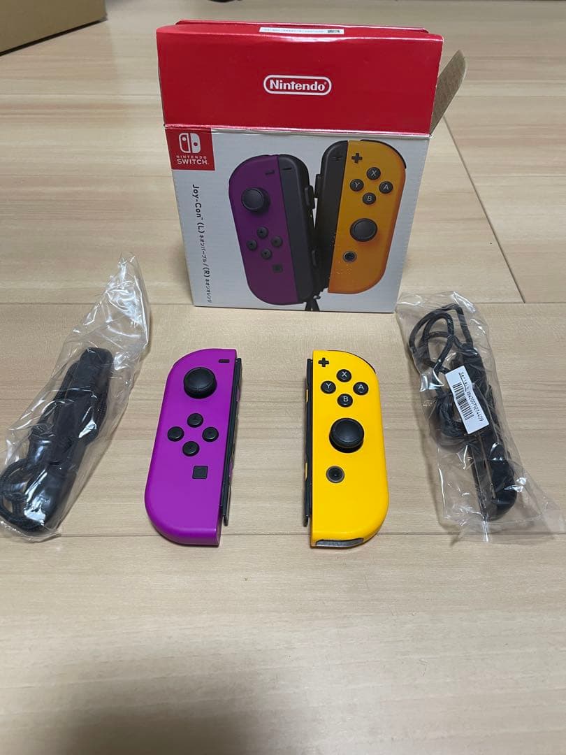 Nintendo Switch 本体 コントローラー、キャリングケース、SD付