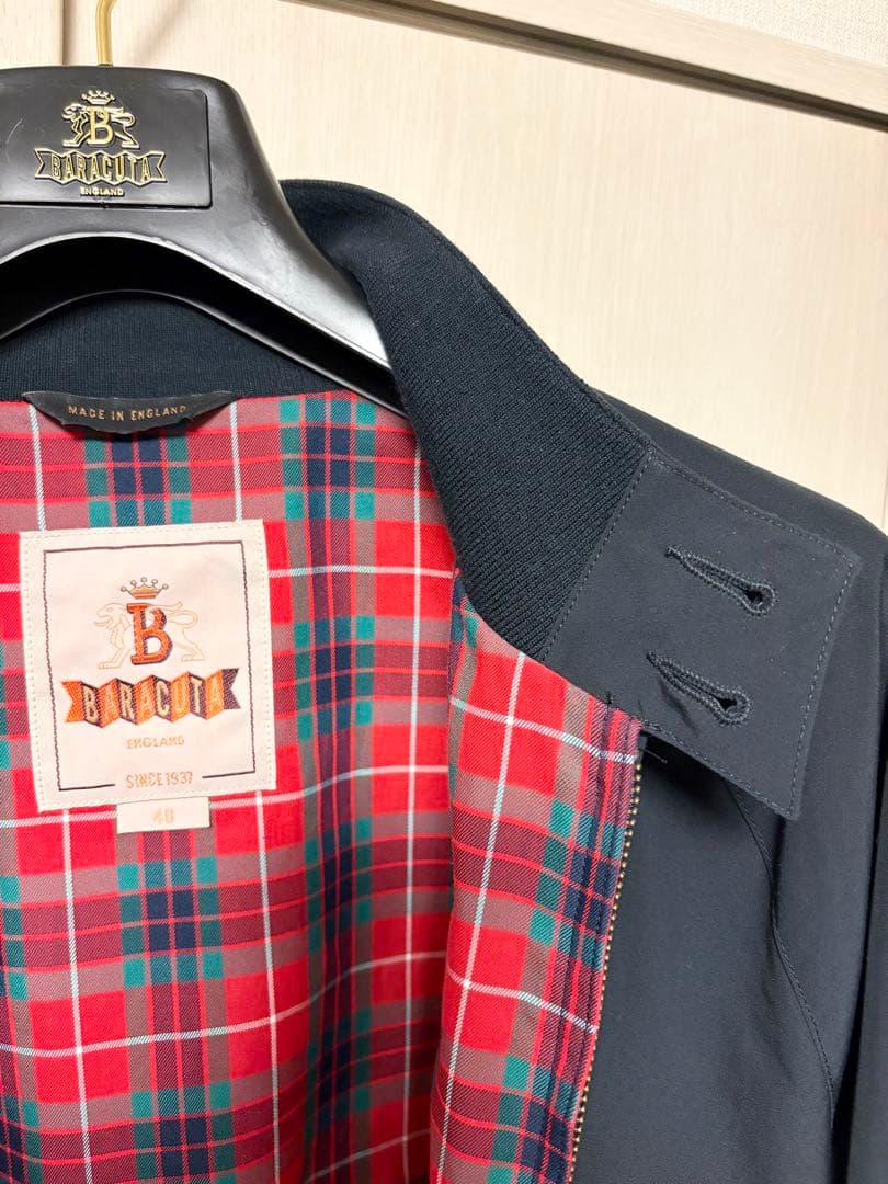 Baracuta クラシックフィット サイズ40(専用ハンガー付き)