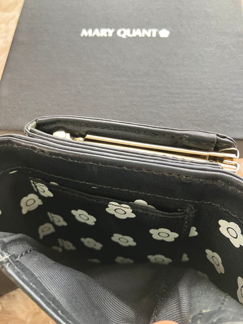MARY QUANT三つ折り財布