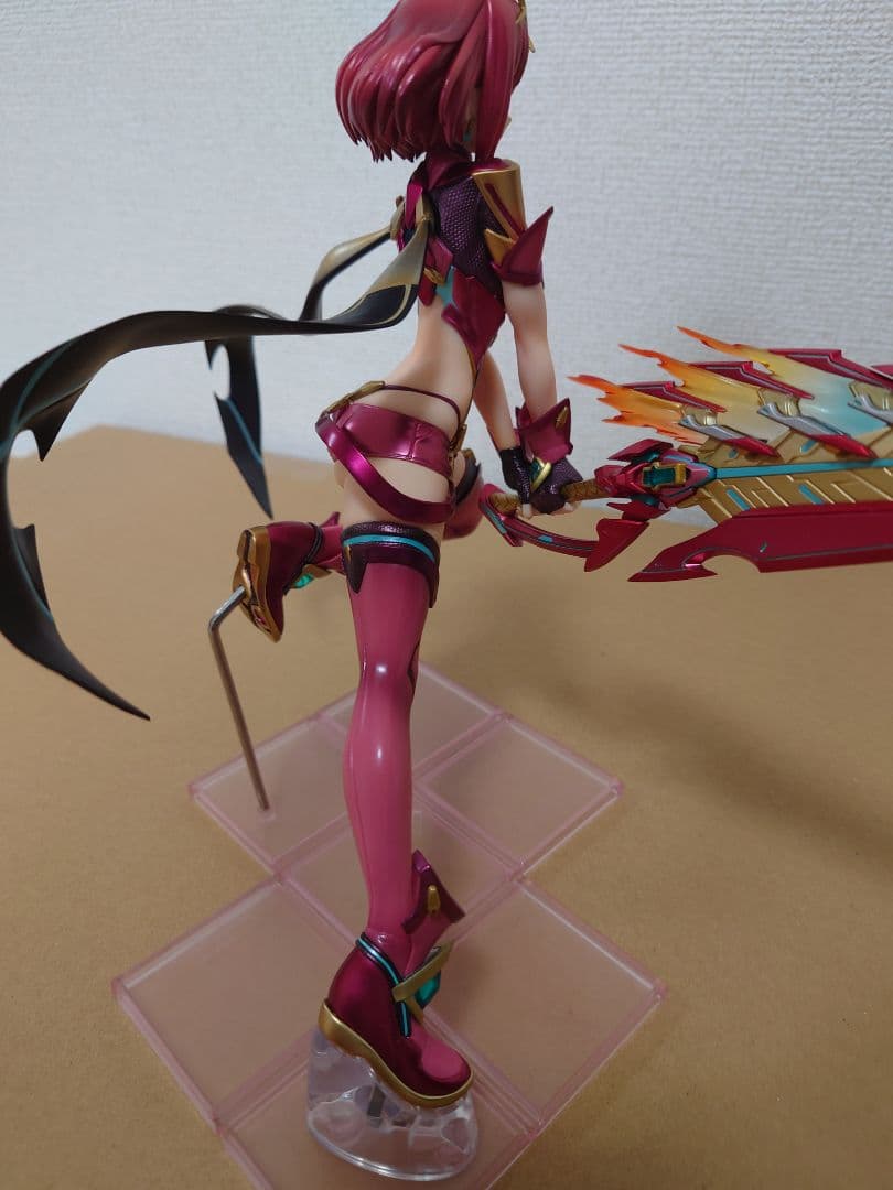ゼノブレイド2　ホムラ　フィギュア