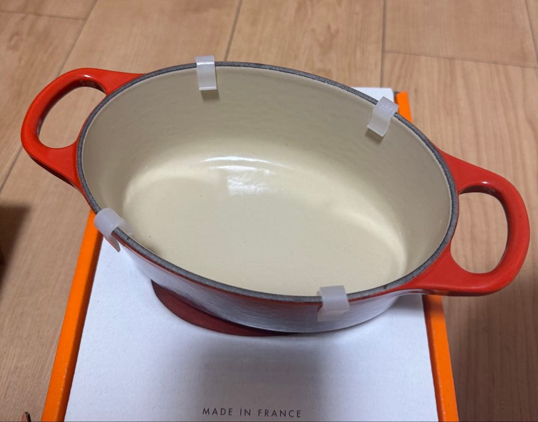 【極美品】ル クルーゼ シグニチャー ココット オーバル 17cm *周末セール