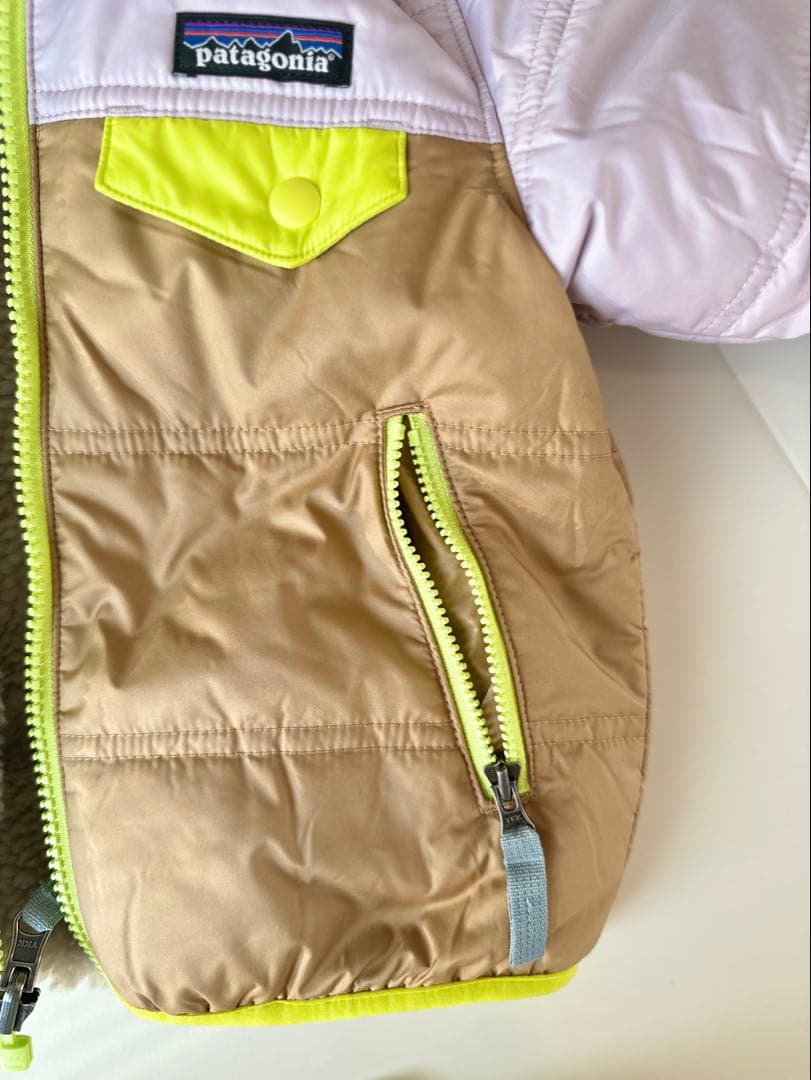 patagonia ベビー・リバーシブル・トリブルズ・フーディ 12-18m