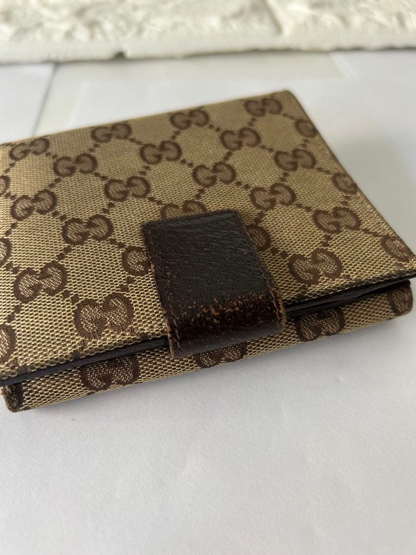 GUCCI グッチGGパターン ベージュ シルバー金具 二つ折り財布