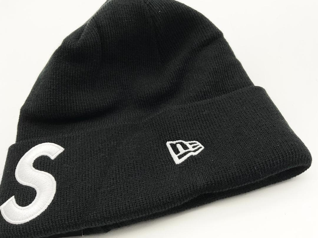 ★新品★ SUPREME NEW ERA Sロゴ　ビーニー