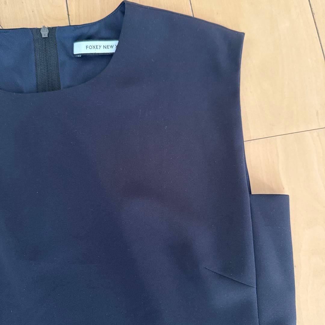 値下げ交渉歓迎FOXEYNEW YORK38プリーツワンピースミッドナイトブルー
