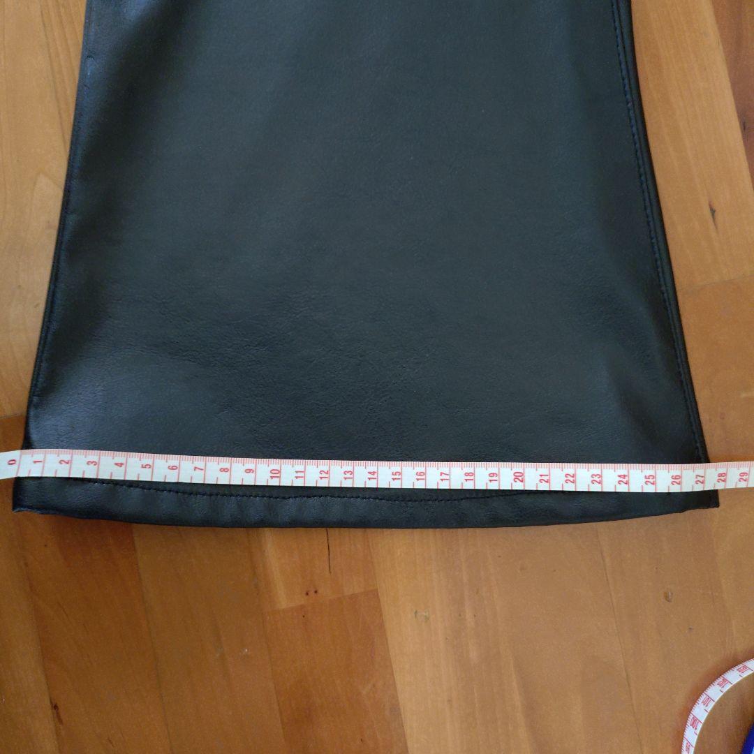 BLACKVARIA　ブラックレザー フレアパンツ　ブーツカット　レザーパンツ