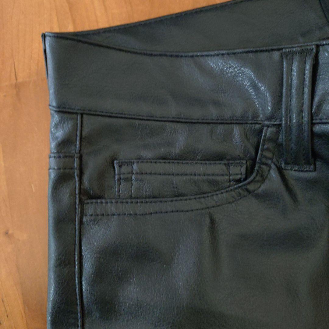 BLACKVARIA　ブラックレザー フレアパンツ　ブーツカット　レザーパンツ