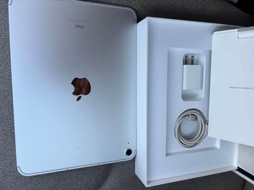 Apple iPad 10 (64GB) シルバー