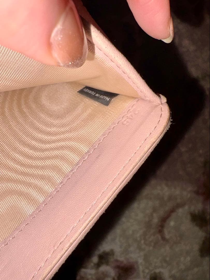 Miu Miu マテラッセ ピンクベージュ
