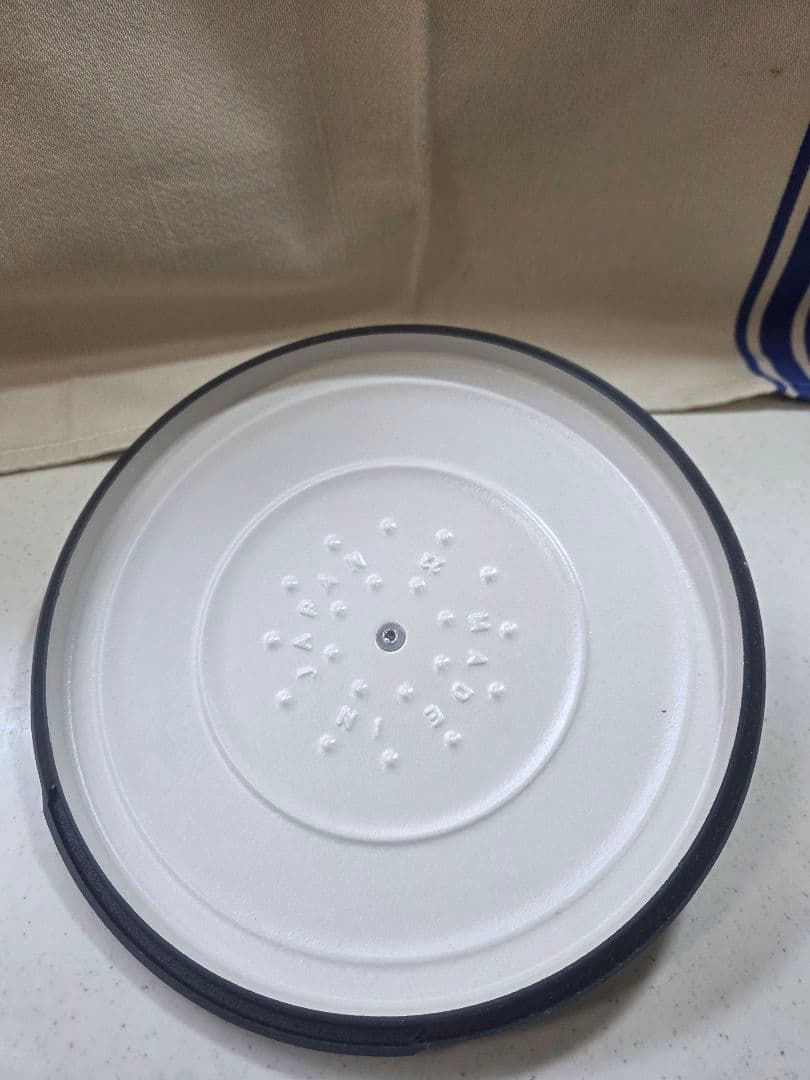 VERMICULAR オーブンポット 2 ヘーゼルナッツブラウン 22cm