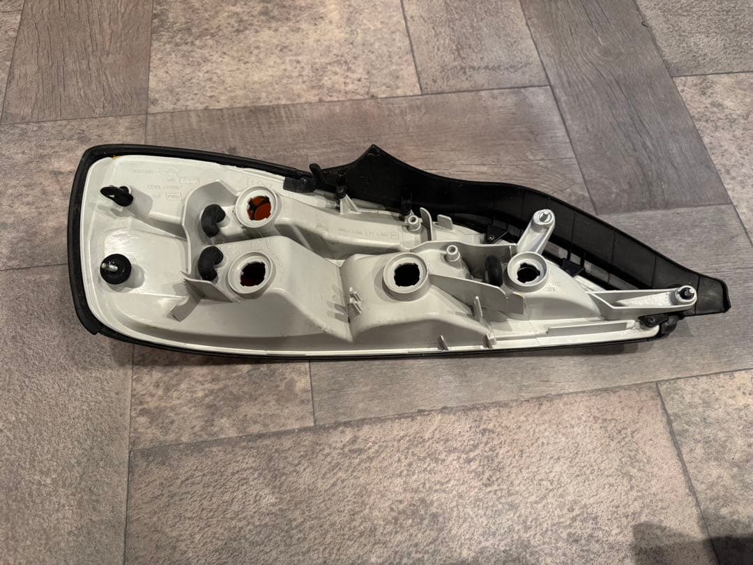 【純正】シルビア S15 テールランプ ICHIKOH 7453 R-1339