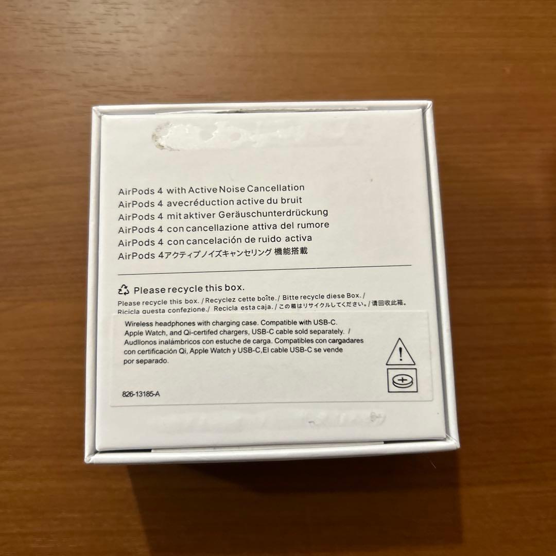 AirPods 4 ノイズキャンセリング搭載