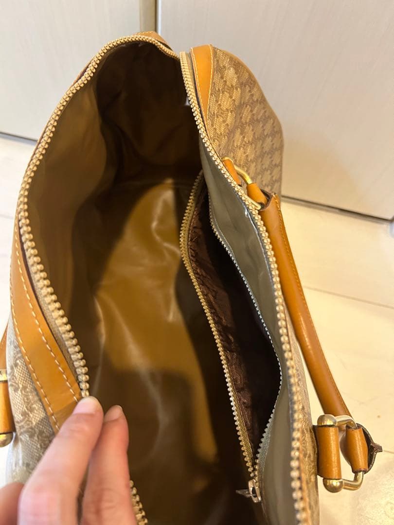 セリーヌ　ミニボストンバッグ　軽くて高級感