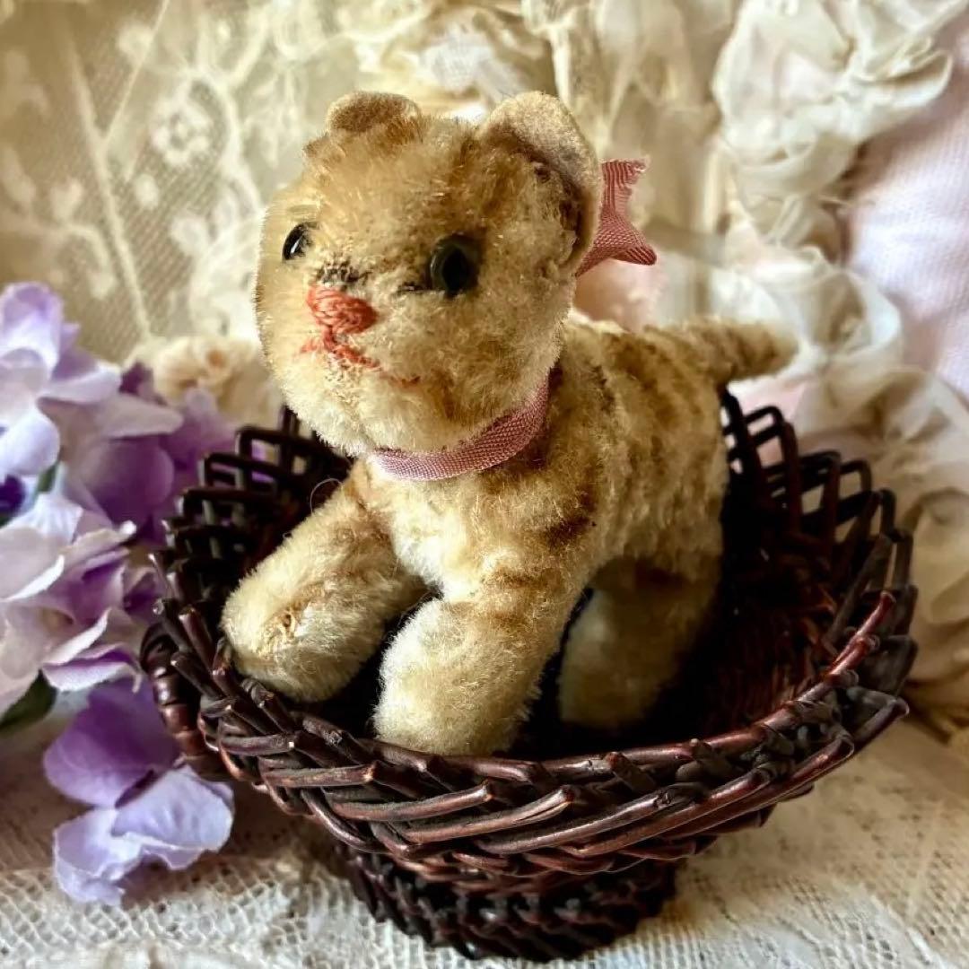 小さなトラ猫のぬいぐるみ　テディキャットドイツヴィンテージ検フランスアンティーク
