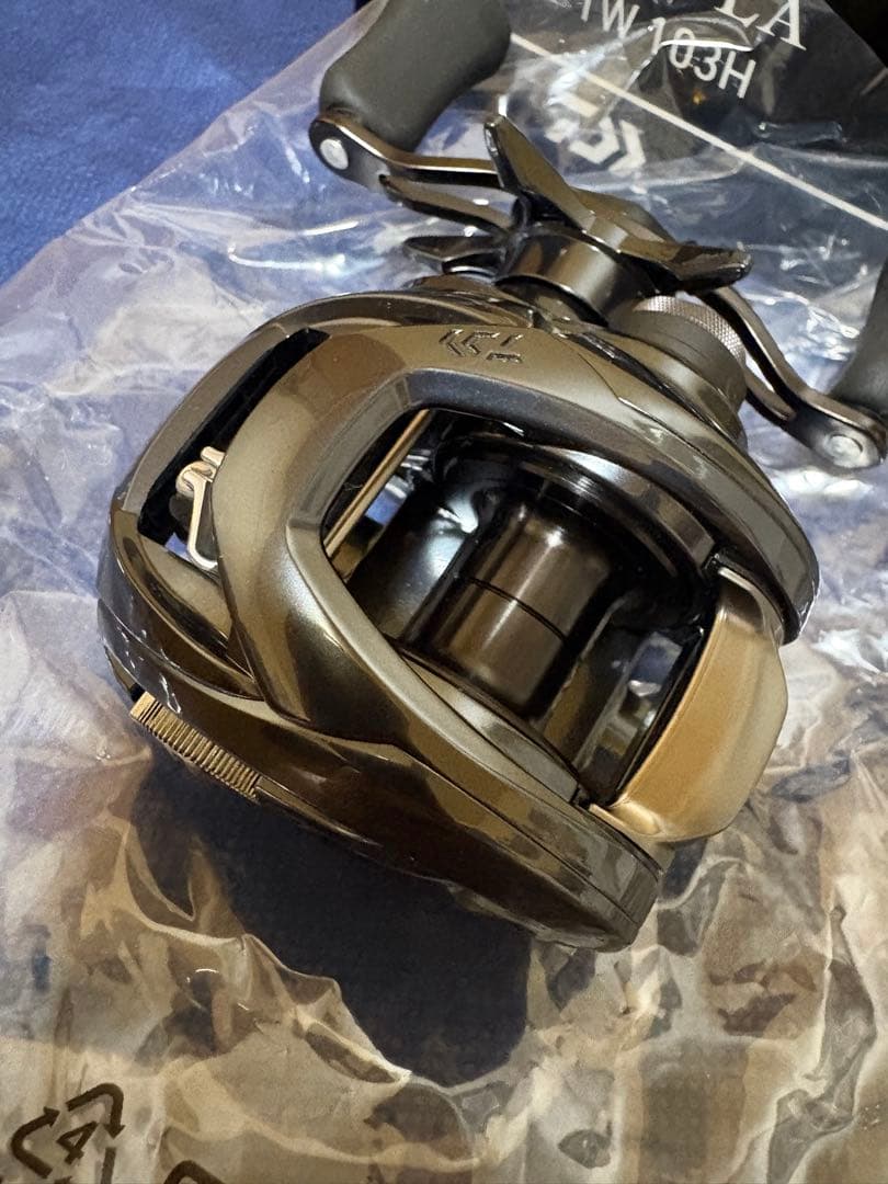AOM 新品未使用 Daiwa【20TATULA SV TW 103H】