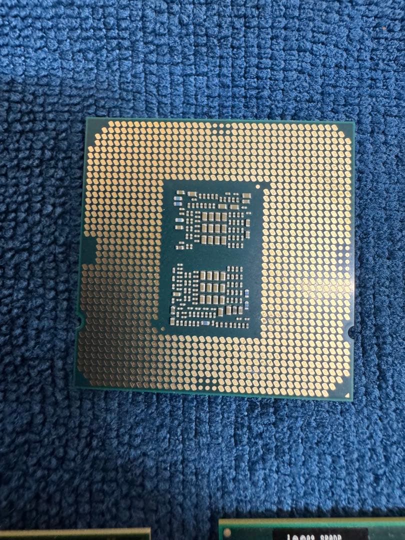 ド*ん様 7-10700含む CPU 9点まとめ売り i7-7700 i5-84