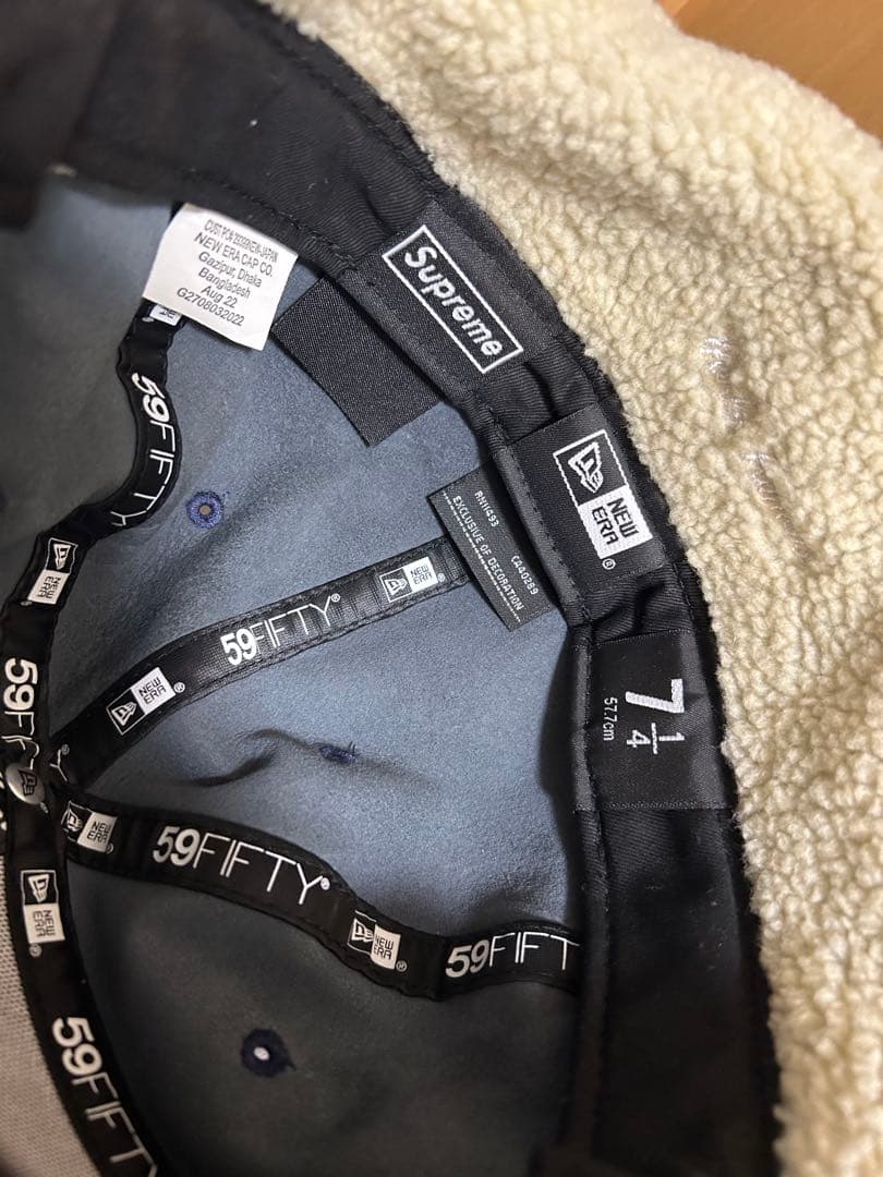 Supreme フラップ付き レザーキャップ 最終値引き中‼️ステッカーつき
