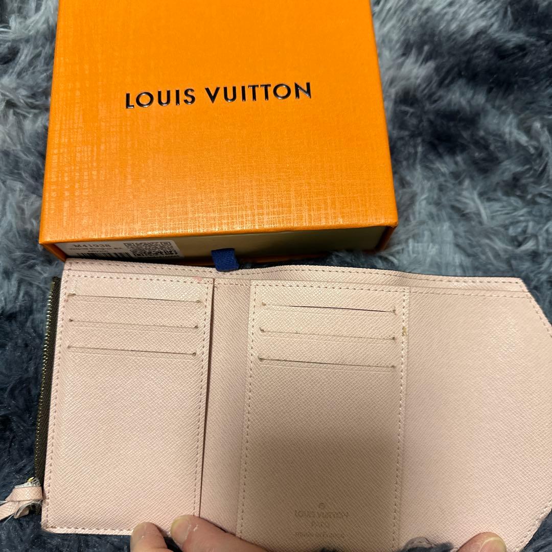 LOUIS VUITTON 三つ折り財布 ブラウン