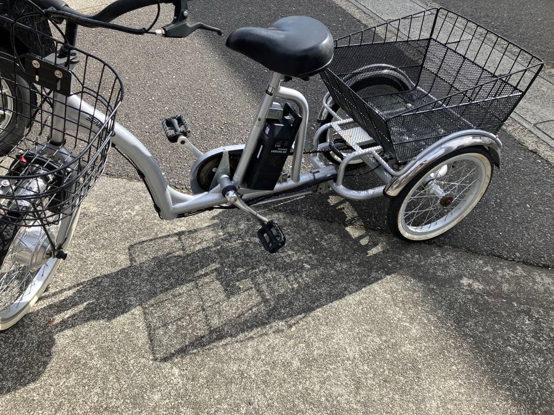 BENERO 三輪電動アシスト自転車(発送費込み)