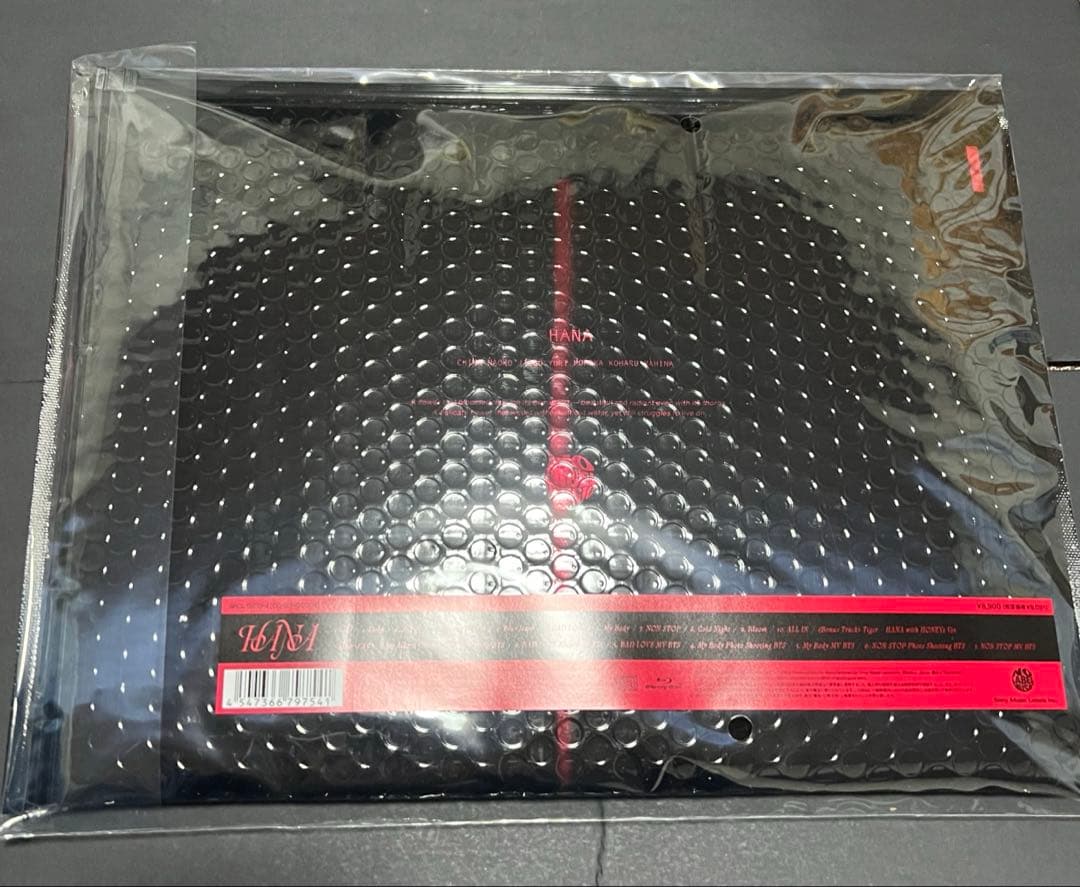HANA［CD+Blu-ray Disc+フォトブック+グッズ］完全生産限定盤