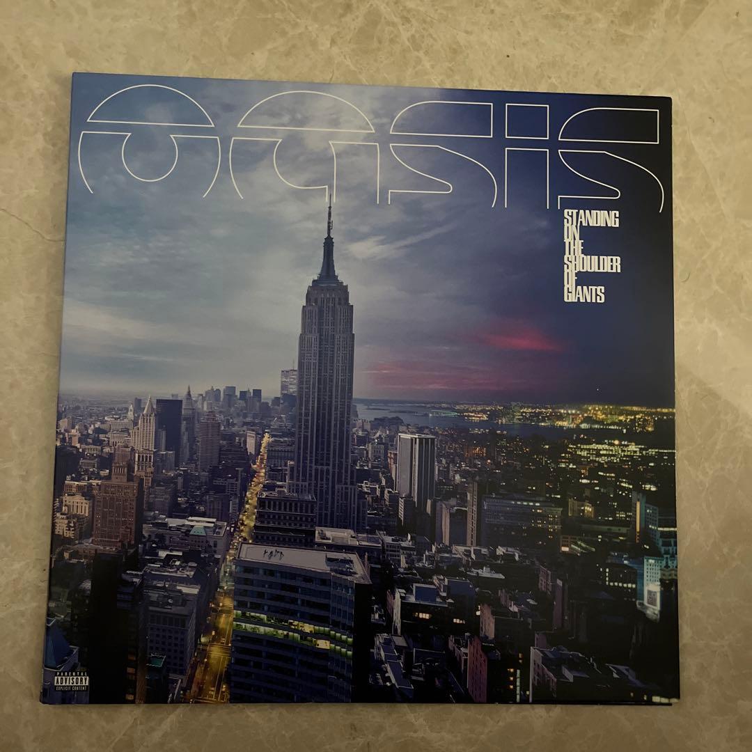 oasis Standing on the Shoulder of レコード限定